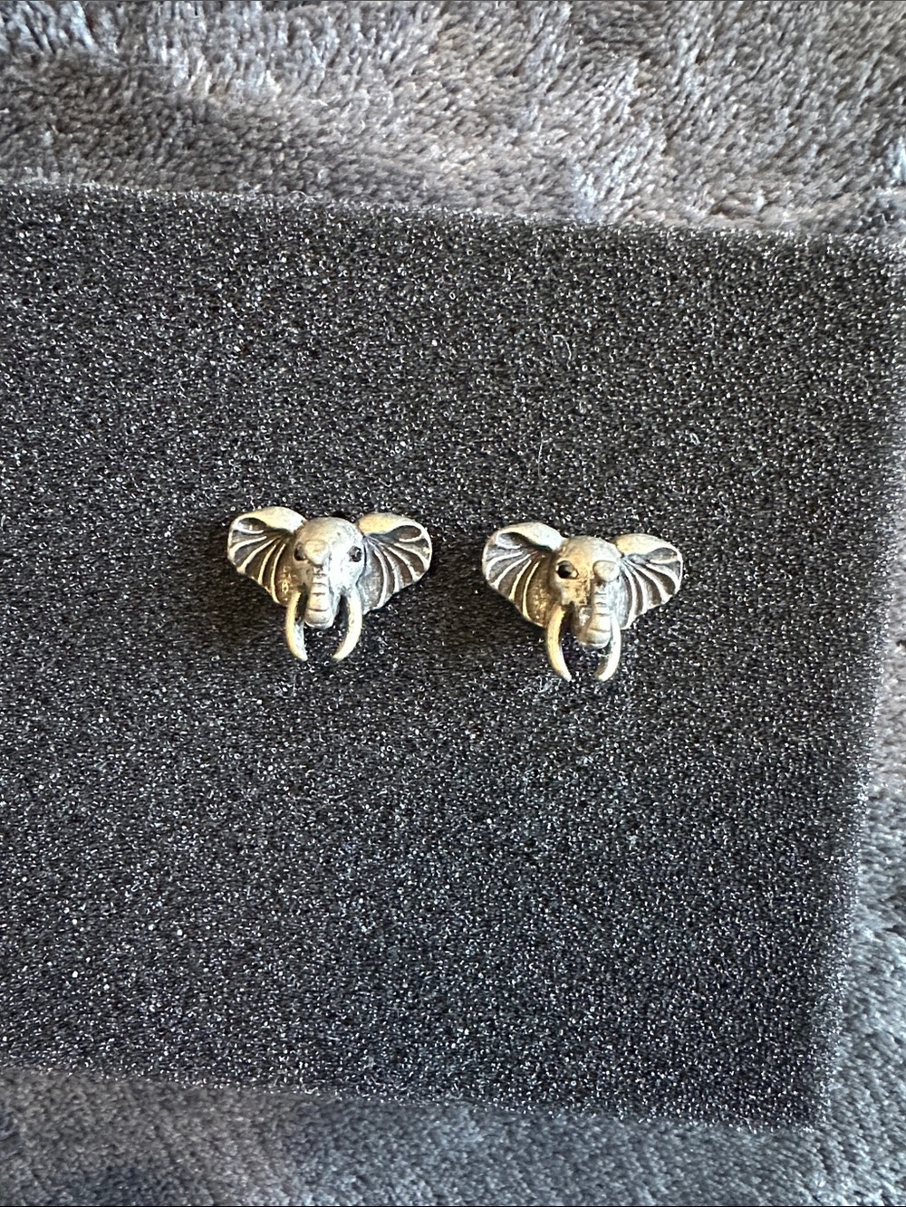 Elephant Head Stud Earrings - Silver Tone
